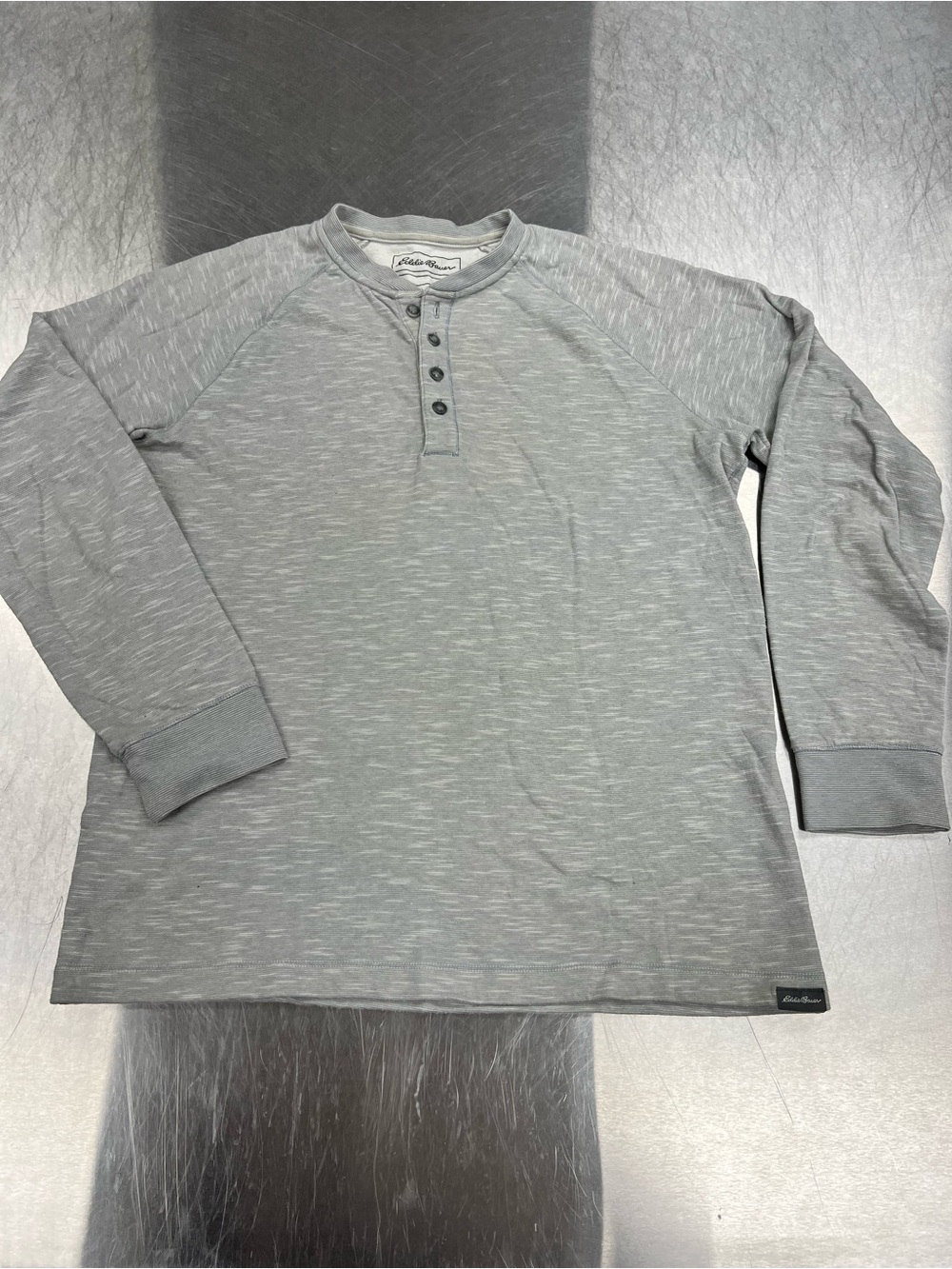 Eddie Bauer Men’s Light Gray Long-Sleeve Henley Medium